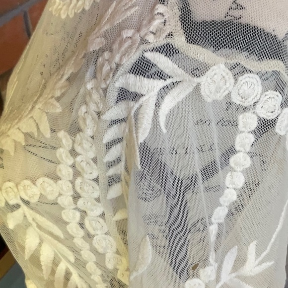 Forever 21 sheer top L - Picture 3 of 8